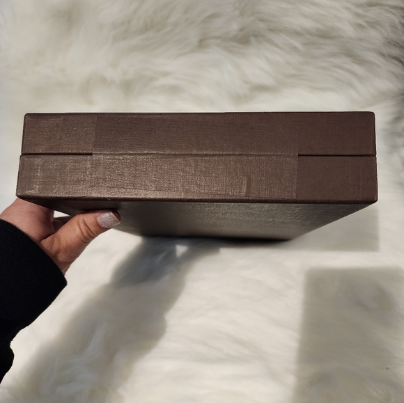 Louis Vuitton Accessory Box - Picture 5 of 9